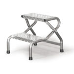 Aluminiowe schody o głębokim stopniu Faraone SGA – widok z przodu