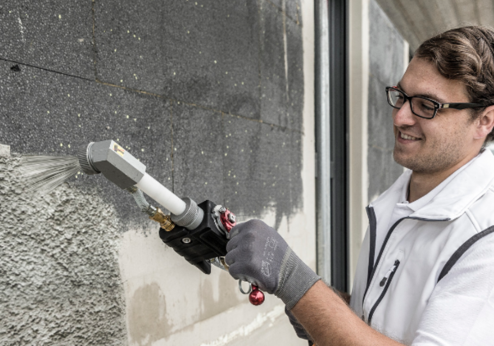 Jaki agregat do tynków elewacyjnych? TOP 3 agregaty – praktyczne porównanie