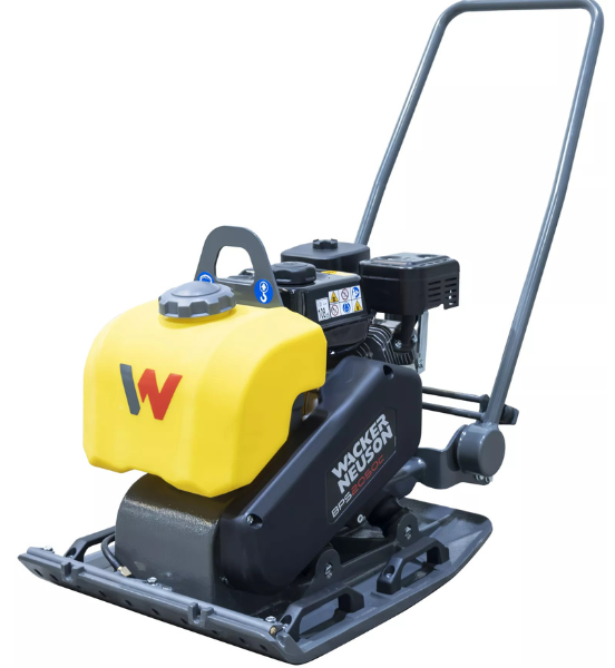 zagęszczarka Wacker Neuson BPS 1550 GW-C z systemem zraszania