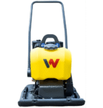 zagęszczarka do kostki brukowej wacker neuson od przodu