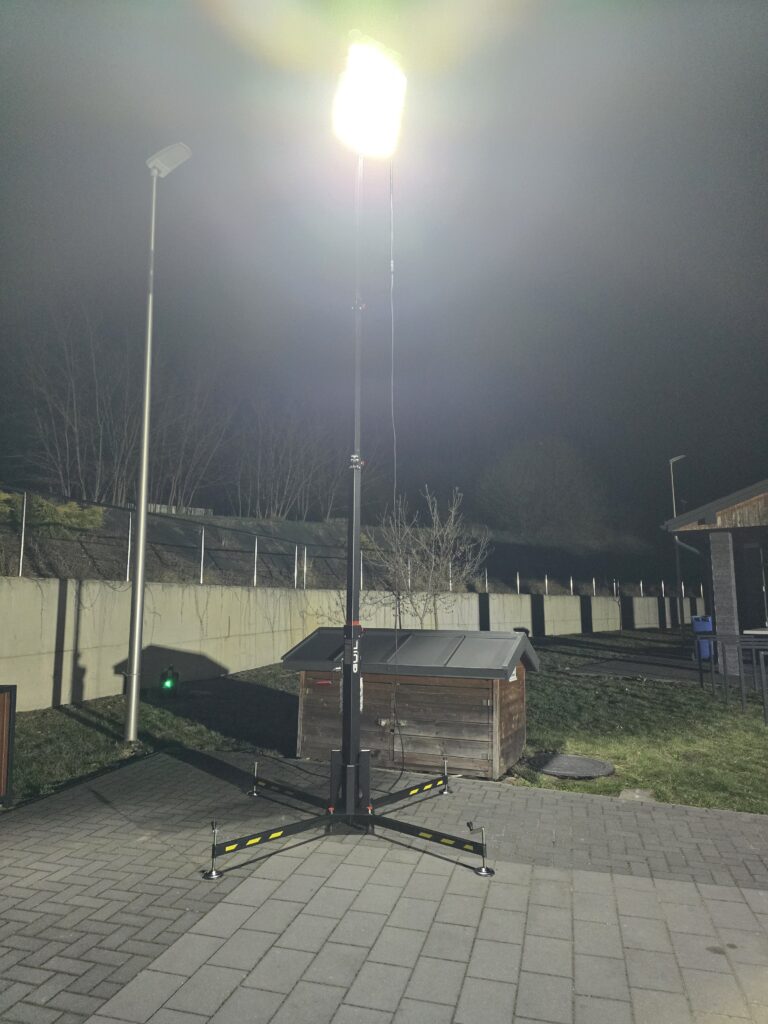 maszt oświetleniowy do 5 metrów w terenie